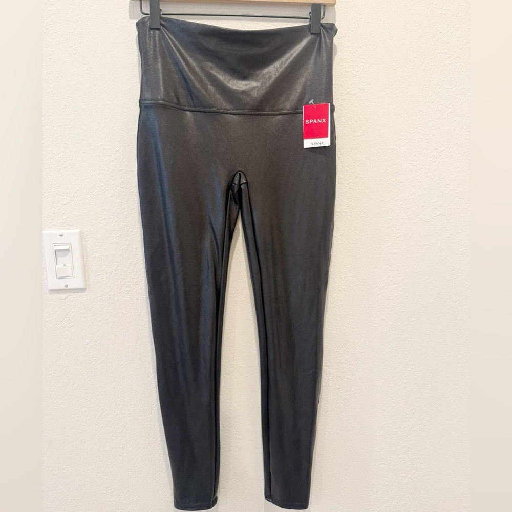 NWT SPANX Faux‎ Leather Leggings in Black size XL - Picture 5 of 9